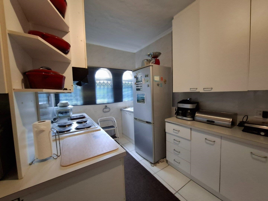 4 Bedroom Property for Sale in Wavecrest Eastern Cape